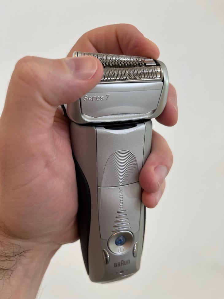 how to choose an electric foil shaver