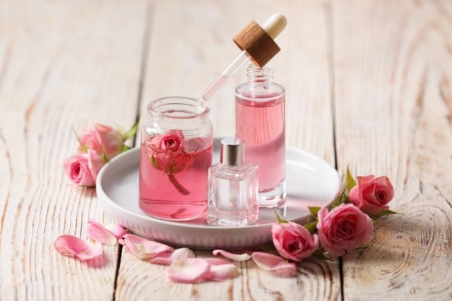 Rosewater as Aftershave